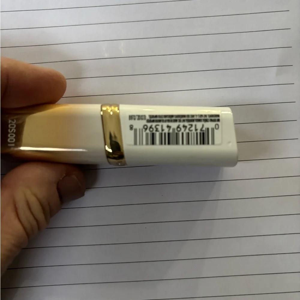 L'Oréal Paris Colour Rush lipstick in Petal Pink